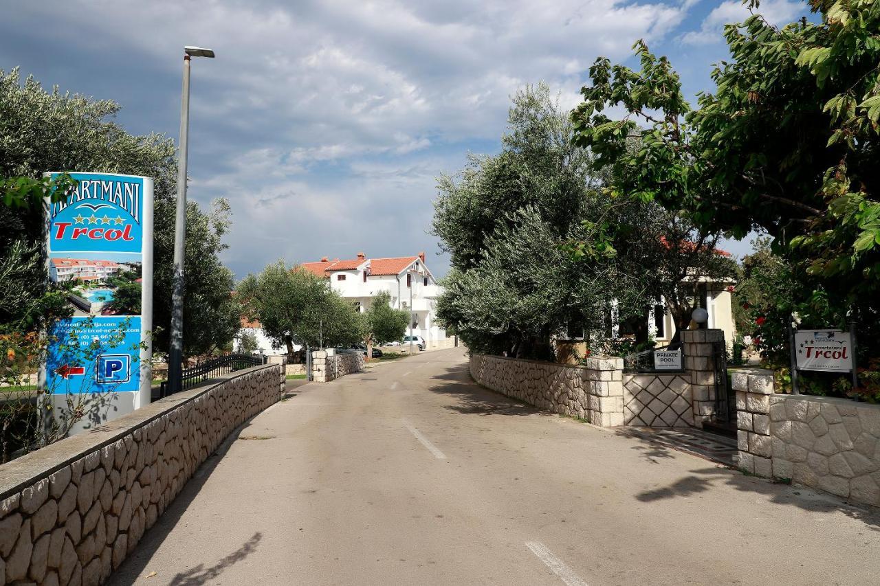 Resort Trcol Novalja Exterior photo