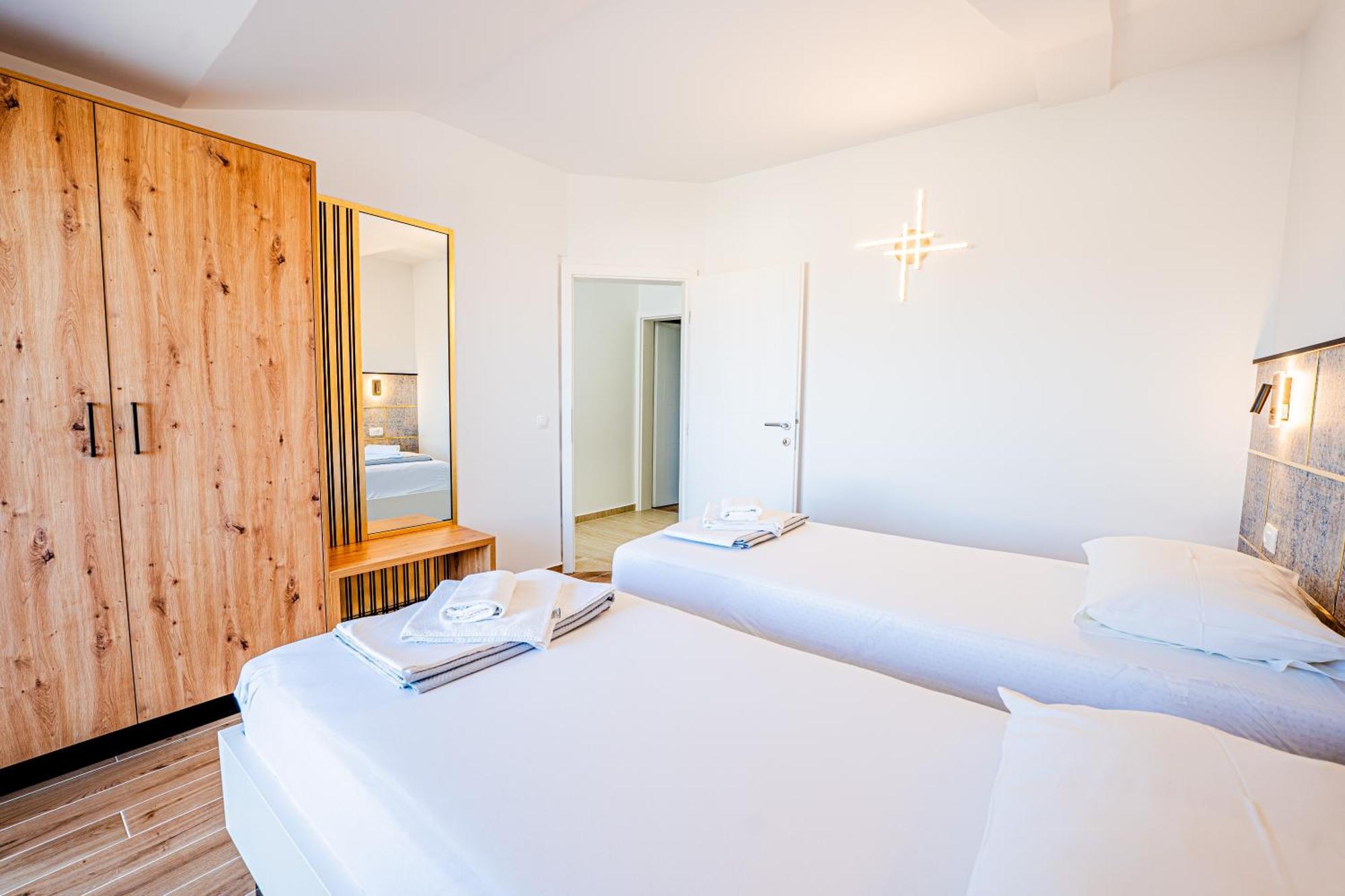 Resort Trcol Novalja Exterior photo
